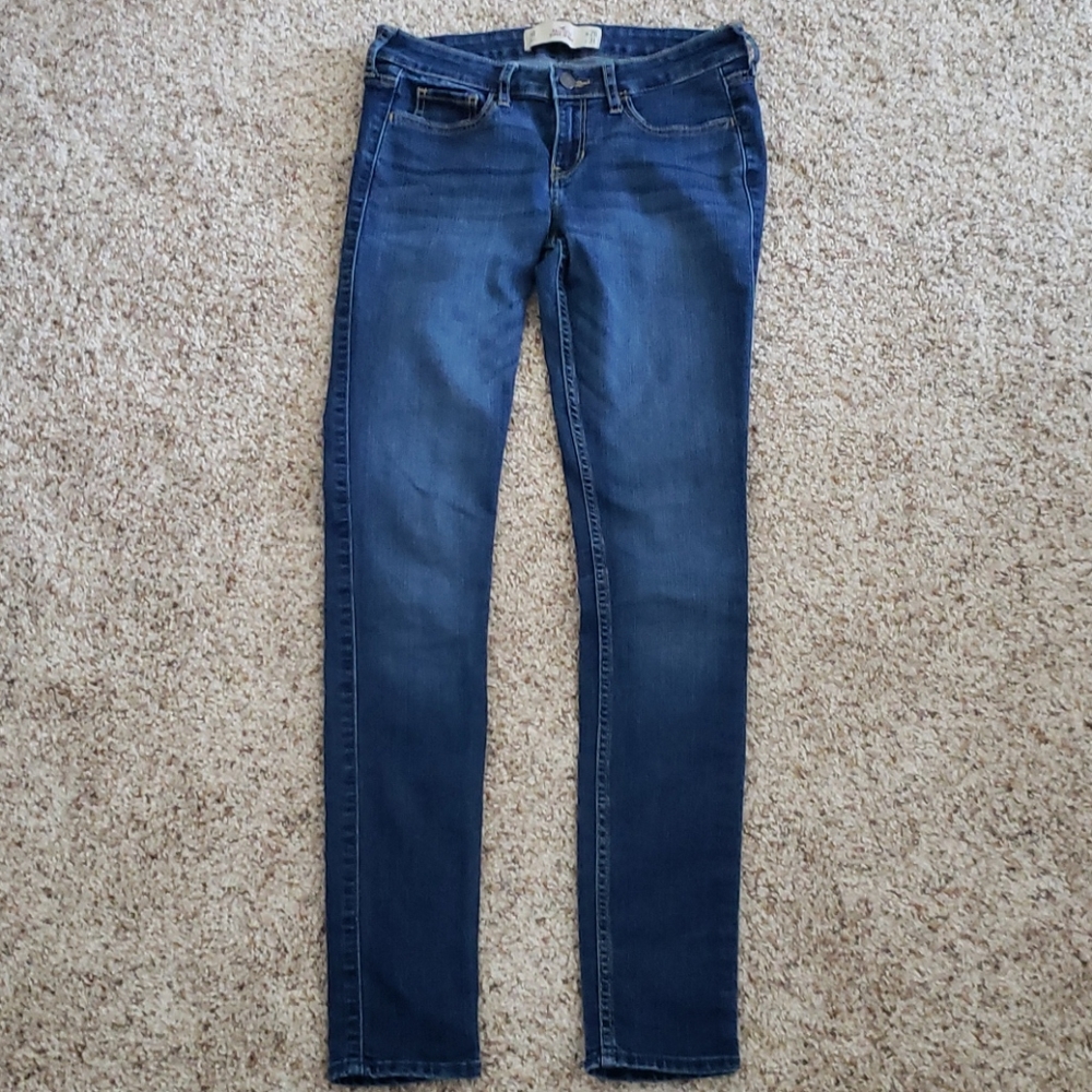 Hollister super skinny darker medium blue jeans